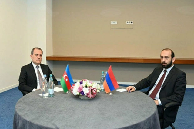 Джейхун Байрамов прокомментировал переговоры с армянским коллегой в Алматы - ВИДЕО